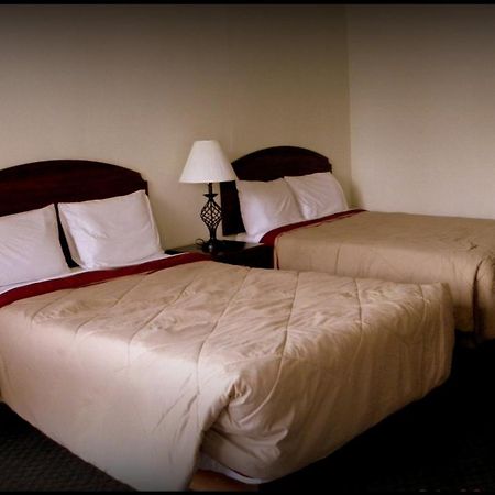 Guest Inn Роджърс Стая снимка