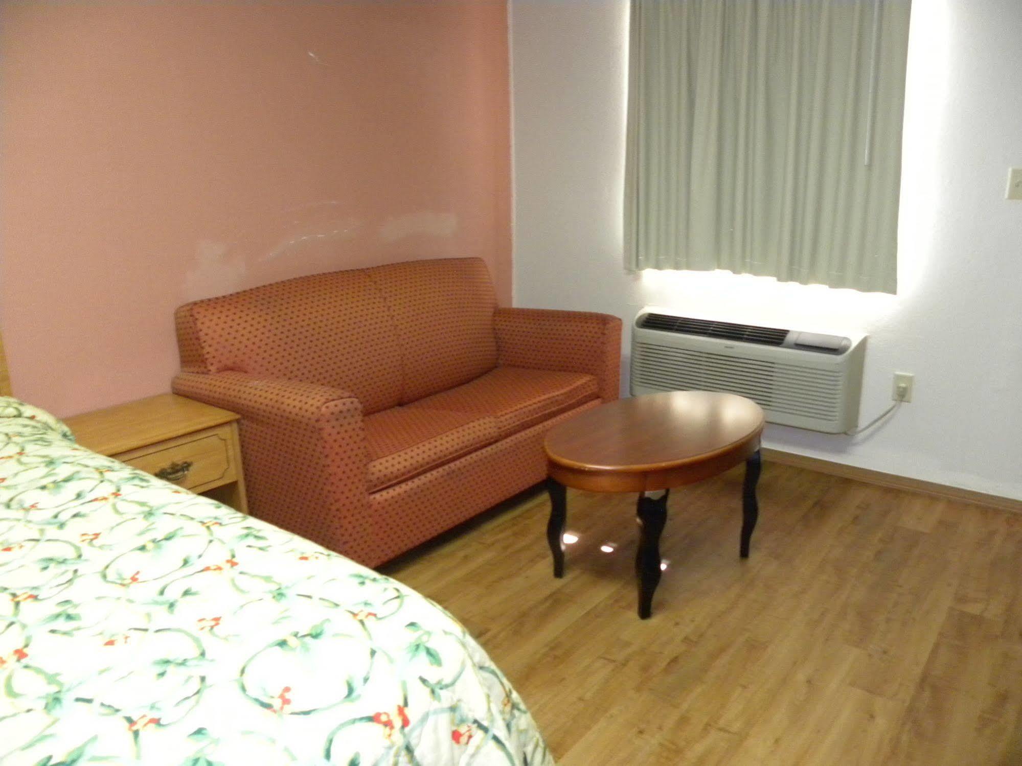 Guest Inn Роджърс Екстериор снимка